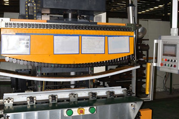 數控(kòng)彎弧機(jī)